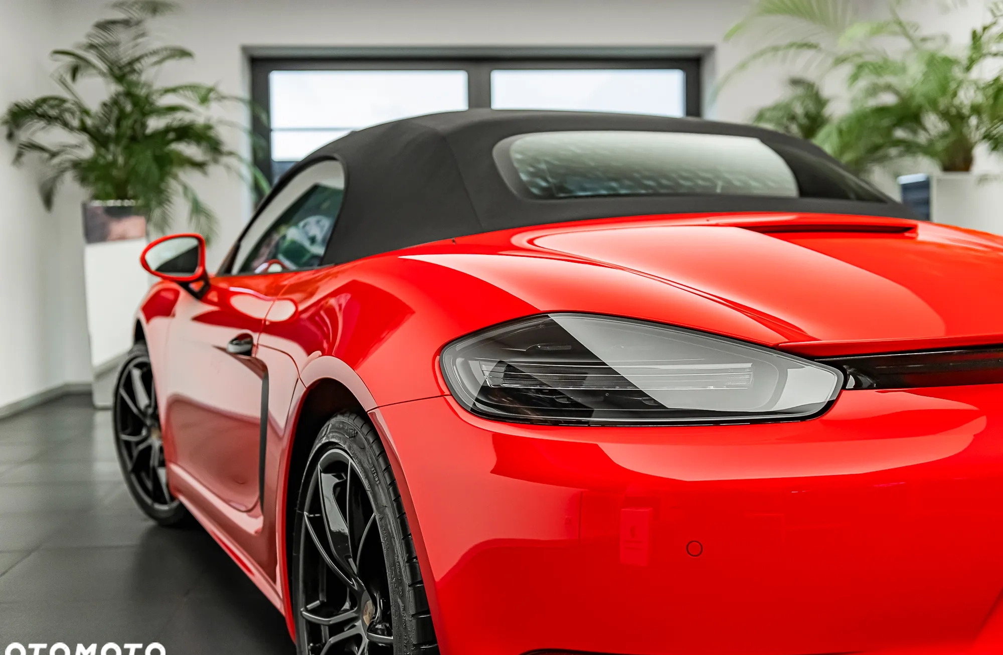 Porsche 718 Boxster cena 411236 przebieg: 10, rok produkcji 2023 z Kcynia małe 154